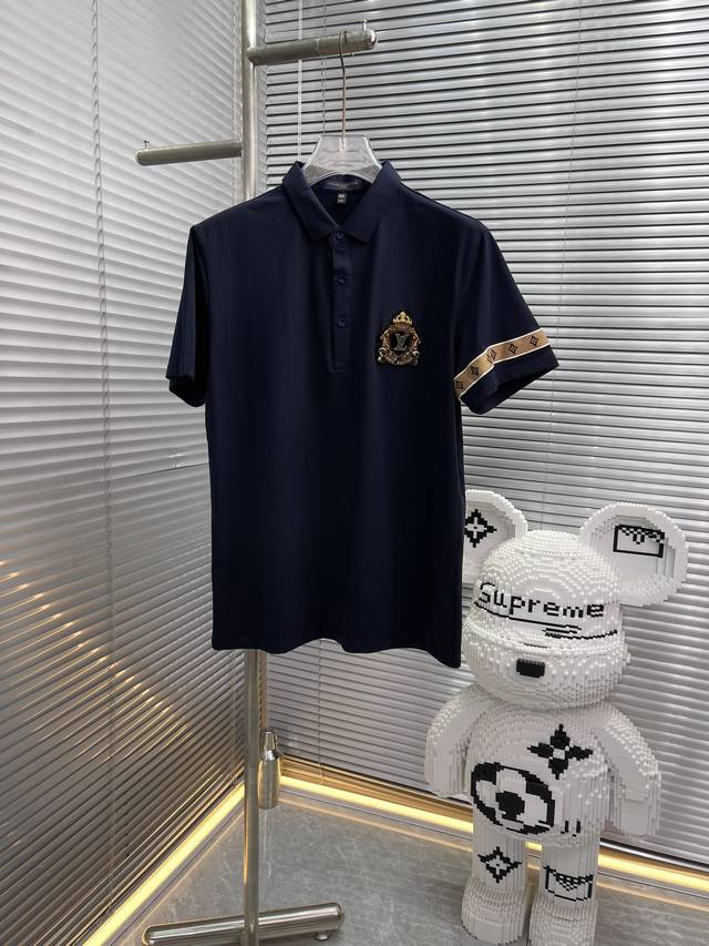 Qq 新品 .Louis Vuitto*路易. 春夏新品 时尚Polo 翻领短袖 高级定制百搭款式 任何人都可以轻松驾驭 面料全订制工艺 胸前奢华经典品牌Log