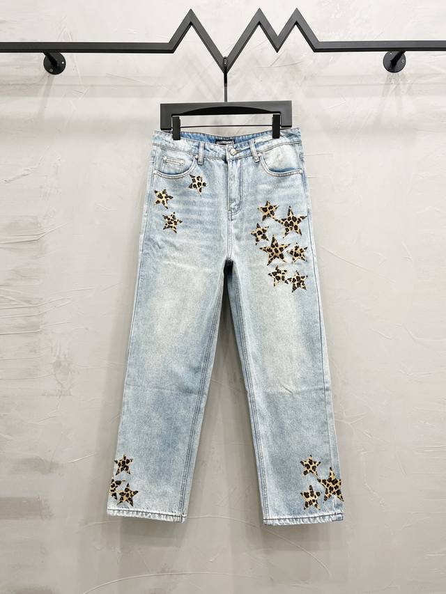 Mm 款号： M931 Chrome Hearts Ss25 星星刺绣拉链直筒牛仔裤 男女款 蓝色顶级天花板品质 不同水洗质感的款式，对腿细腿粗人士十分友好，直