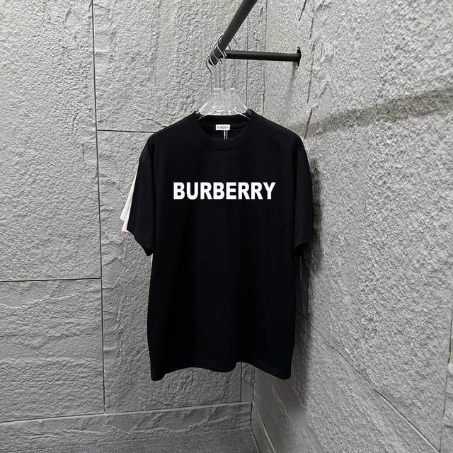 Bbr 巴*莉 2025春夏款 经典简约字母印花个性Logo 定制双纱平纹纯棉面料 短袖T恤 男女同款颜色：黑色尺码： S 90-130斤 M 120-150斤