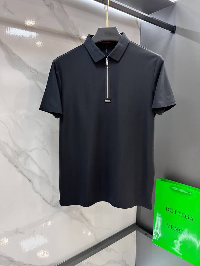 Kiton 2025Ss夏季新品，男士免烫抗速干商务短袖Polo衫，贸易公司渠道稀出，领先Gw发售！驴家夏季秀款单品，独特纹理！面料丝滑冰感有光泽，免烫抗皱垂感
