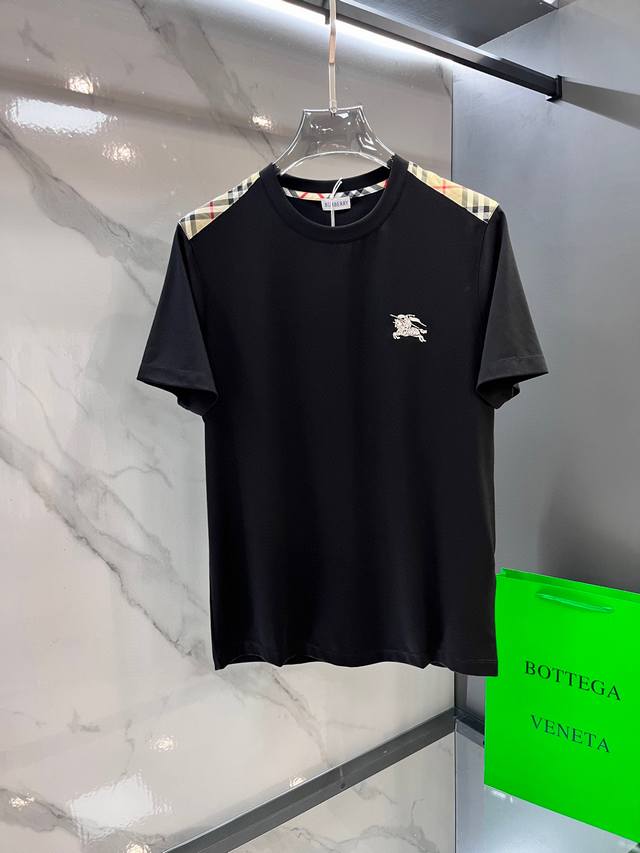 Burberry巴宝莉 2025Ss春夏高品质丝光棉短袖T恤顶级原单品质，当下最新工艺要求，顶级订单要求车线做工，超级好搭配，顶级定制，搭配整件细节 ，品质及剪