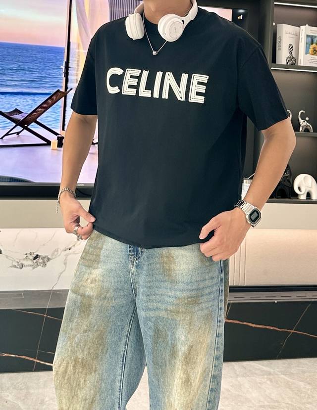 Celine 2025春夏新款首发专柜最新款短袖圆领T恤 高端订制 设计前卫时尚！品牌Logo重工艺设计 高端定制285克面料.手感柔软.穿着舒适.专柜级别精致