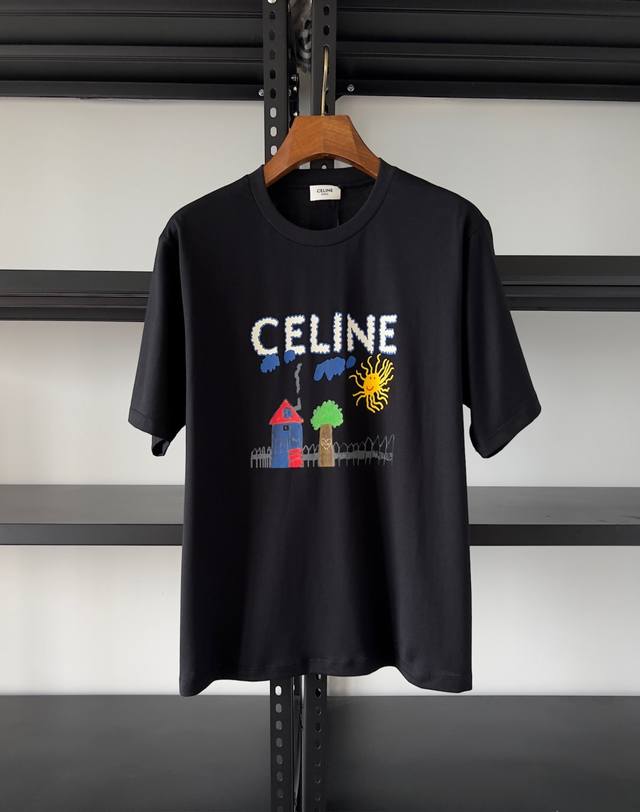 正品级. Celin 赛琳 Drawing系列 宽松落肩字母涂鸦短袖 . 常规版 专柜限量版 . 网点渗透印花是一种通过网版印花技术将图案油墨均匀渗透进面料纤维