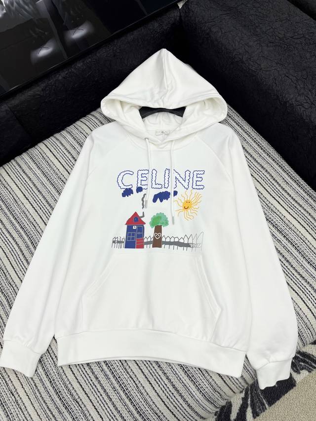 爆款现货 原版定制 Celin*｜25早秋经典戴帽卫衣干净利落的裁剪，落肩宽松慵懒版型 面料厚实挺阔有型，袖口弹力螺纹设计 多种穿搭 宽松舒适无束缚感，满满的随