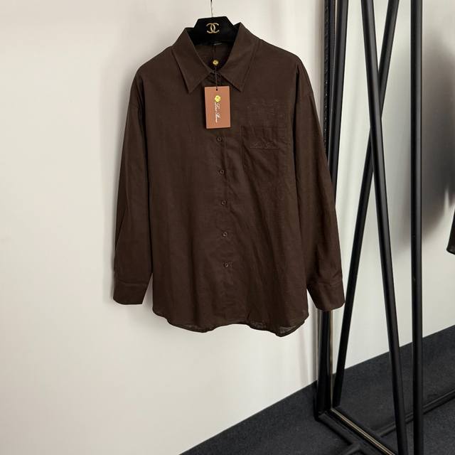 款号20254451 Loro Piana*Lp新款 字母Logo刺绣口袋长袖亚麻衬衣，白色，粉红色，红色，蓝色，深咖色，S-Xl， M码；肩宽52，胸围118