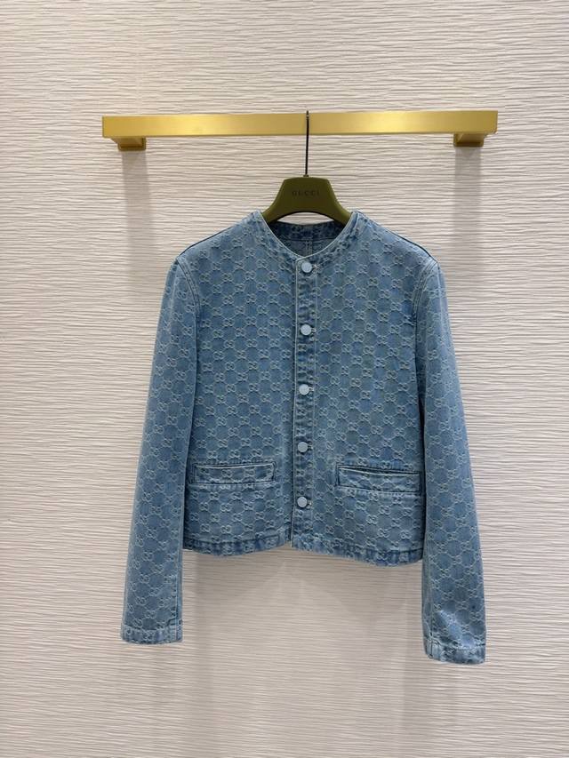 Gucc* 2025Ss新款 高版出品~超时髦新款丹宁牛仔 个性色调上身又酷又飒爽 纹理细腻，棉感自然，既有筋骨感又不失柔软，超级漂亮！细节做工超级好，新品现货