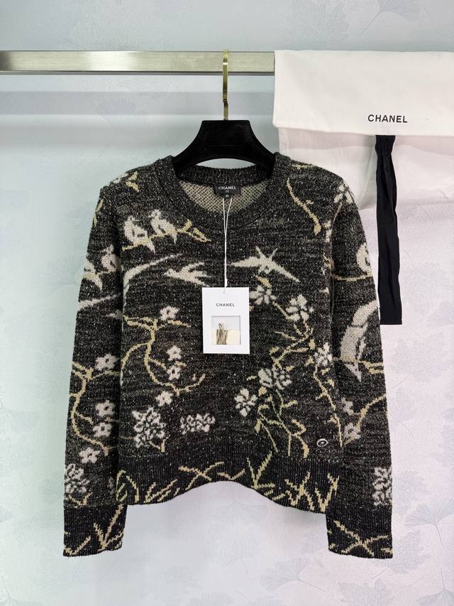 Chanel25A高级手工坊系列金丝线花鸟提花图案，Yb定制金丝线羊毛 面料柔软舒适，做工精致 复古高级时尚不挑人，单色Sml。T226B