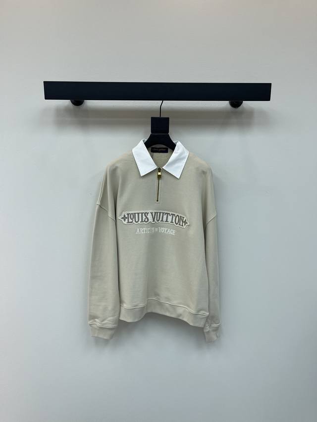 Louis Vuitto*25早秋新款翻领拉链半开襟卫衣 定制Yb原生全棉材质 质感高级 穿搭有型 精致翻领卫衣版型 半开襟拉链领设计 通体细密面料 透气挡风