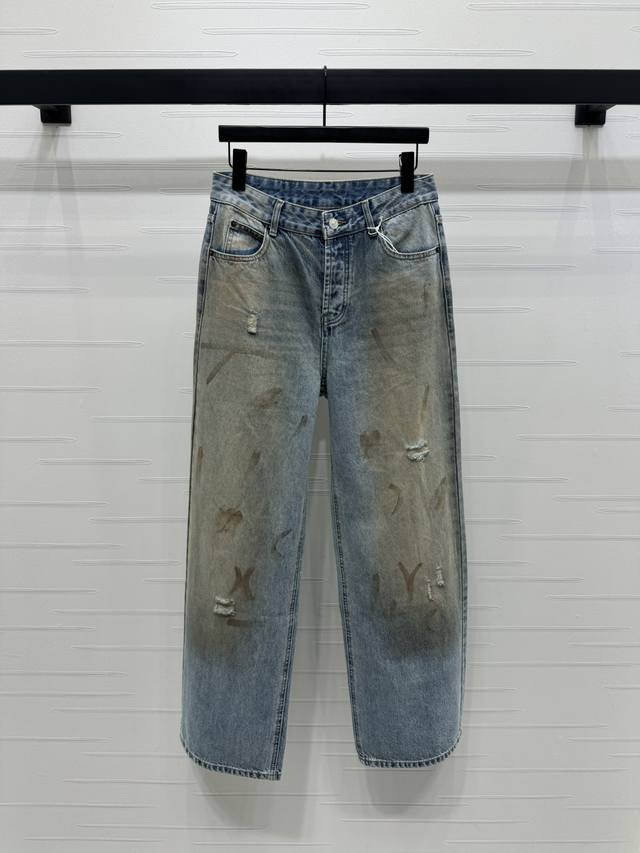 上新原单高端品Acne Studio*2025早秋最新系列！废土风直筒牛仔裤！定制进口斜纹棉牛仔材质 透气柔软亲肤 高腰系扣对称口袋版型设计 增添造型层次感 多