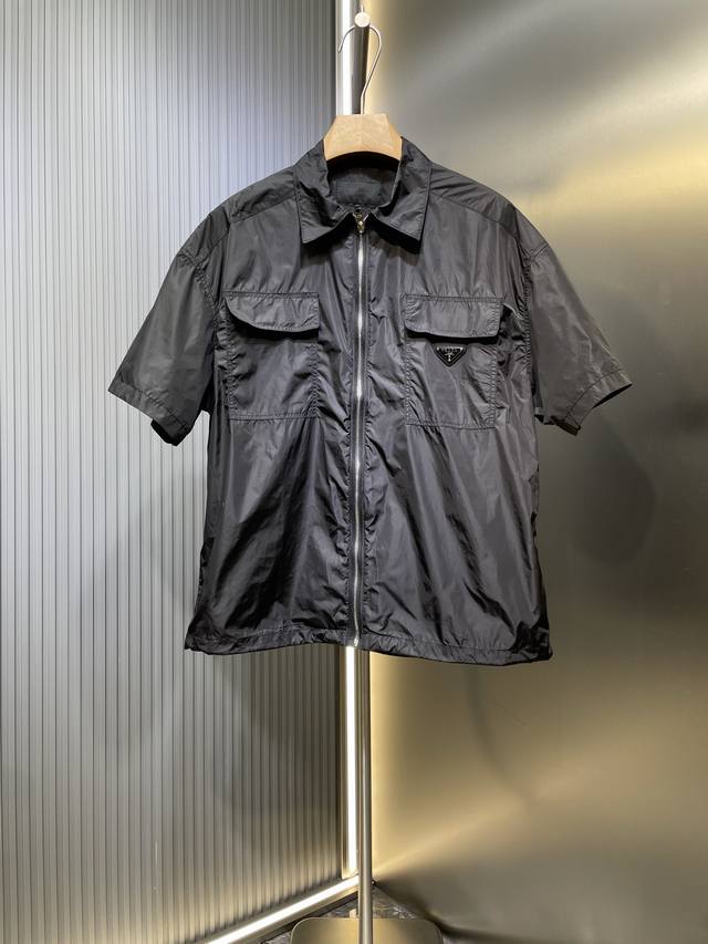 Prada 顶级原单 25Ss金属三角Logo拉链短袖衬衫 正品9006购入 定制绵纶尼龙面料 模版刺绣 手工包缝定制1：1三角标 定制1：1弹簧扣 定制1：1