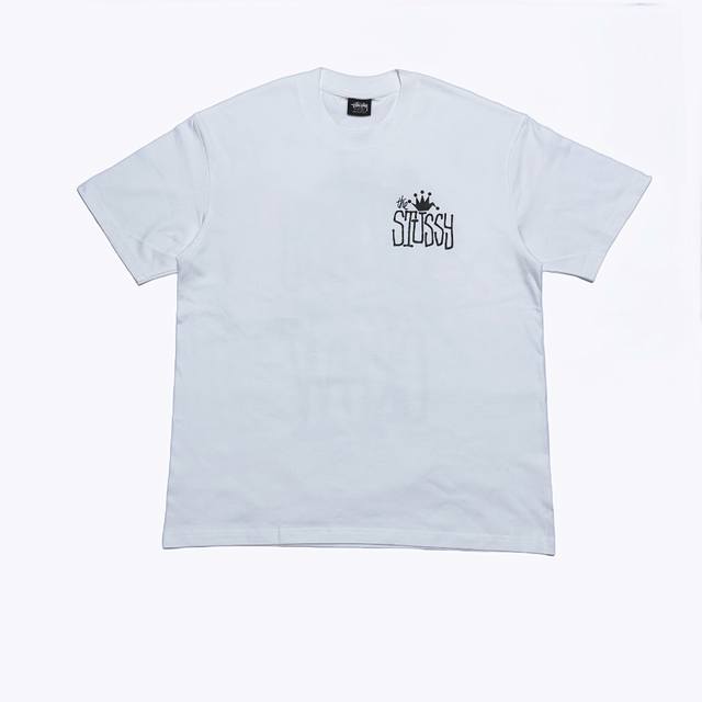 S232# Stussy Ss24 背后丝网印花图案圆领短袖T恤 男女同款 采用圆筒无缝工艺 原版工艺 衣服侧面没有缝合骨位 鉴定重点 面料：全都订织定染，26