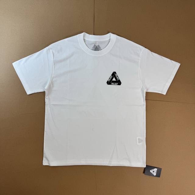 Palace Tri-To-Help 慈善限定淡蓝色三角短袖T恤 男女同款 黑白色 面料：260G双纱面料，不变型不起球辅料；全套辅料定制；1:1版本颜色：黑色