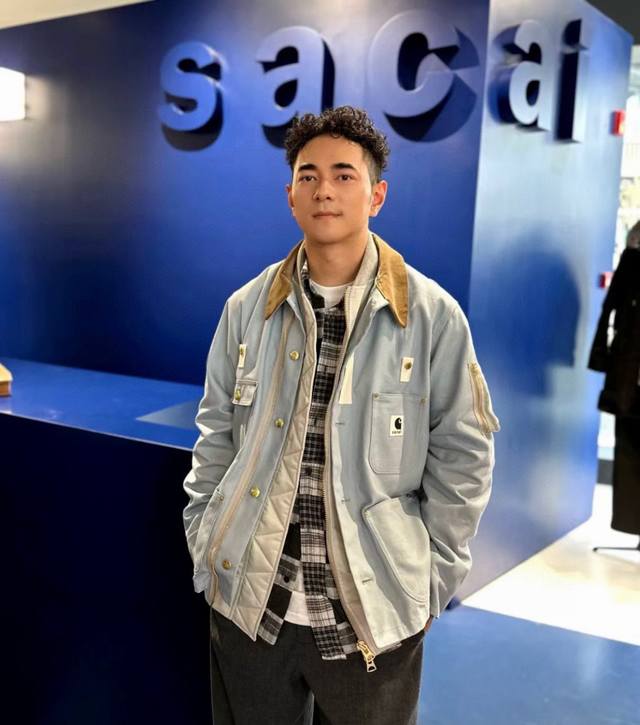 K31# 顶级版本Sacai X Carhartt Wip Fw23 联名系列 Fw23 宽松休闲假两件拼接夹克工装外套 男女同款自带热度的明星同款卡号特夹克，