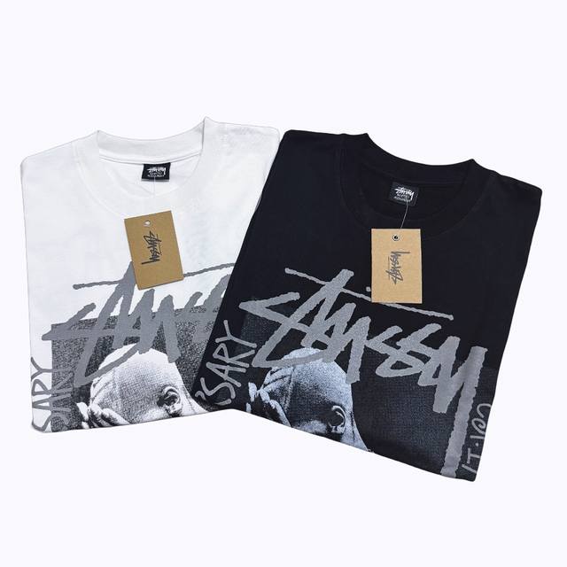 S263# 顶级版本Stussy × Metalheadz30周年纪念联名款胸前Logo人物印花图案短袖T恤男女同款！！！为纪念Metalheadz成立三十周年