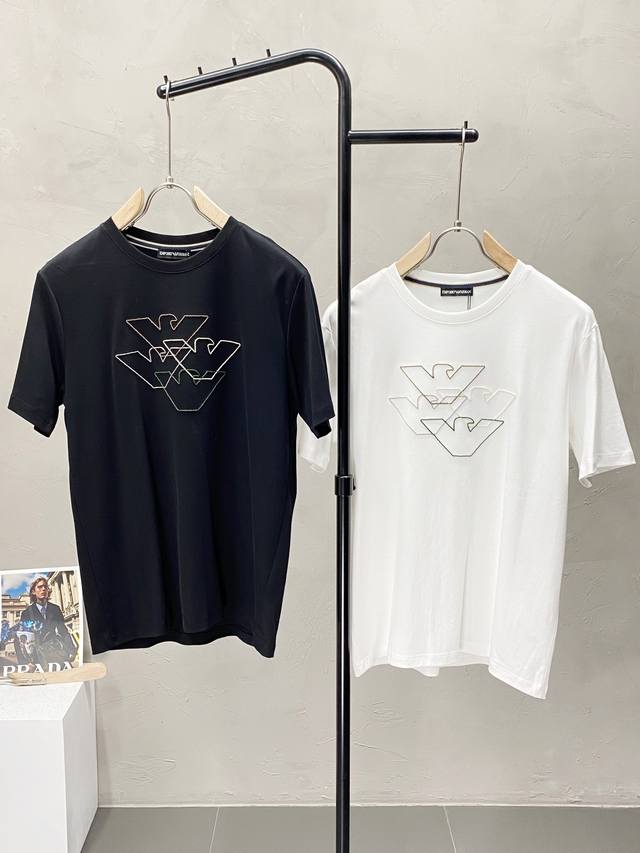 Armani阿玛尼独家专供新款原单男士休闲短袖 高端 高端版本 时尚百搭爆款进口面料 手感超柔软细腻 穿着亲肤舒适 高端精品 代工厂P精细做工 上身非常赞 男士