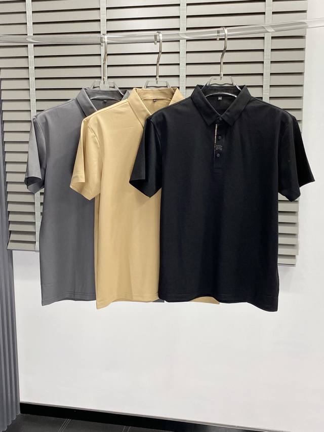 Burberry巴宝莉独家专供新款原单男士休闲春夏翻领短袖 高端 高端版本 时尚百搭爆款进口面料 手感超柔软细腻 穿着亲肤舒适 高端精品 代工厂P精细做工 上身