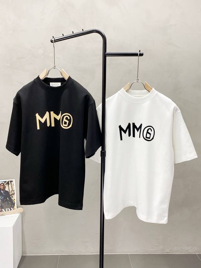 Madison Margiela梅森马吉拉Mm6独家专供新款原单男士休闲春夏短袖 高端 高端版本 时尚百搭爆款进口面料 手感超柔软细腻 穿着亲肤舒适 高端精品