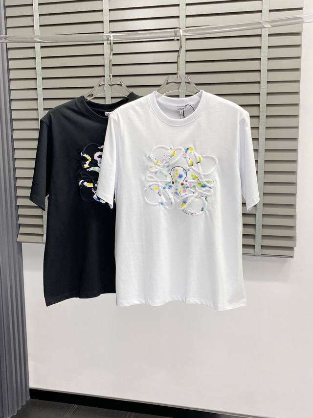 Loewe罗意威独家专供新款原单男士休闲春夏短袖 高端 高端版本 时尚百搭爆款进口面料 手感超柔软细腻 穿着亲肤舒适 高端精品 代工厂P精细做工 上身非常赞 男
