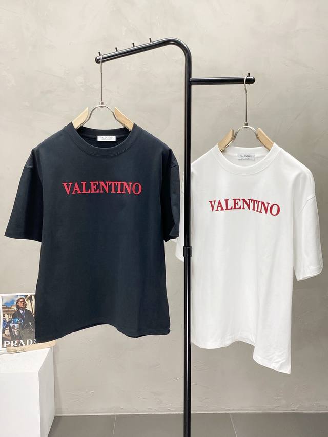 Valentino华伦天奴独家专供新款原单男士休闲春夏短袖 高端 高端版本 时尚百搭爆款进口面料 手感超柔软细腻 穿着亲肤舒适 高端精品 代工厂P精细做工 上身