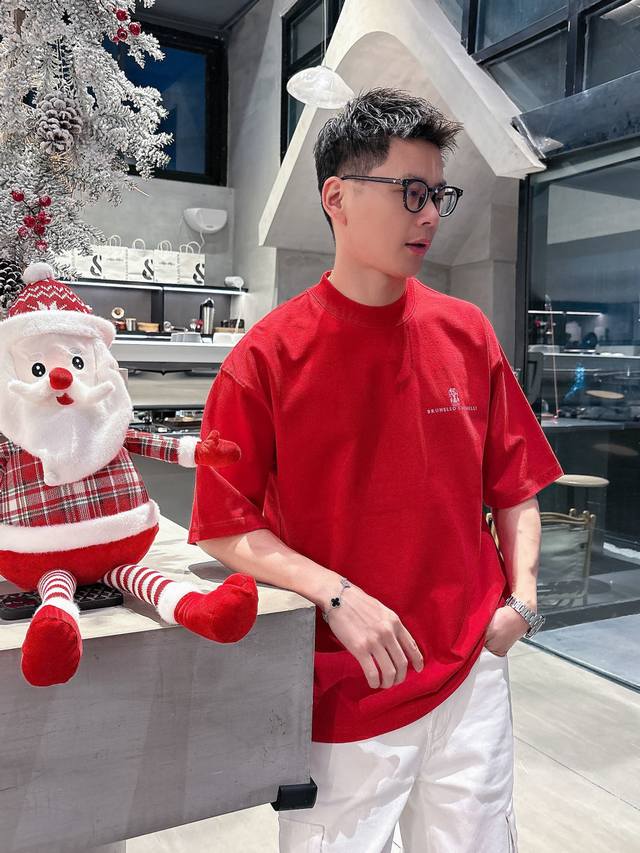 Brunello Cucinelli2025春夏新款首发专柜最新款短袖圆领T恤 官网同款 高端订制 设计前卫时尚！品牌Logo重工艺设计 高端定纯棉面料.手感柔