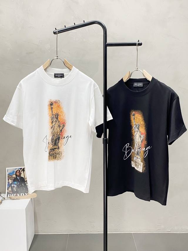 Balenciga巴黎世家独家专供春夏新款原单男士休闲短袖 高端 高版本 时尚百搭爆款原版进口面料 Logo图案设计 手感超柔软细腻 穿着亲肤舒适 高端精品 代