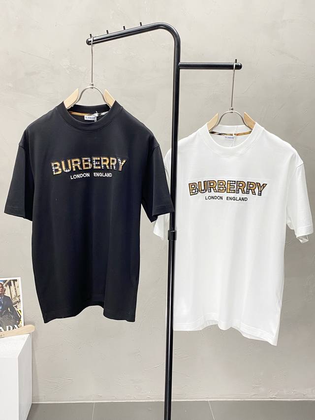 Burberry巴宝莉独家专供新款原单男士休闲短袖 高端 高版本 时尚百搭爆款进口面料 手感超柔软细腻 穿着亲肤舒适 高端精品 代工厂P精细做工 上身非常赞 男