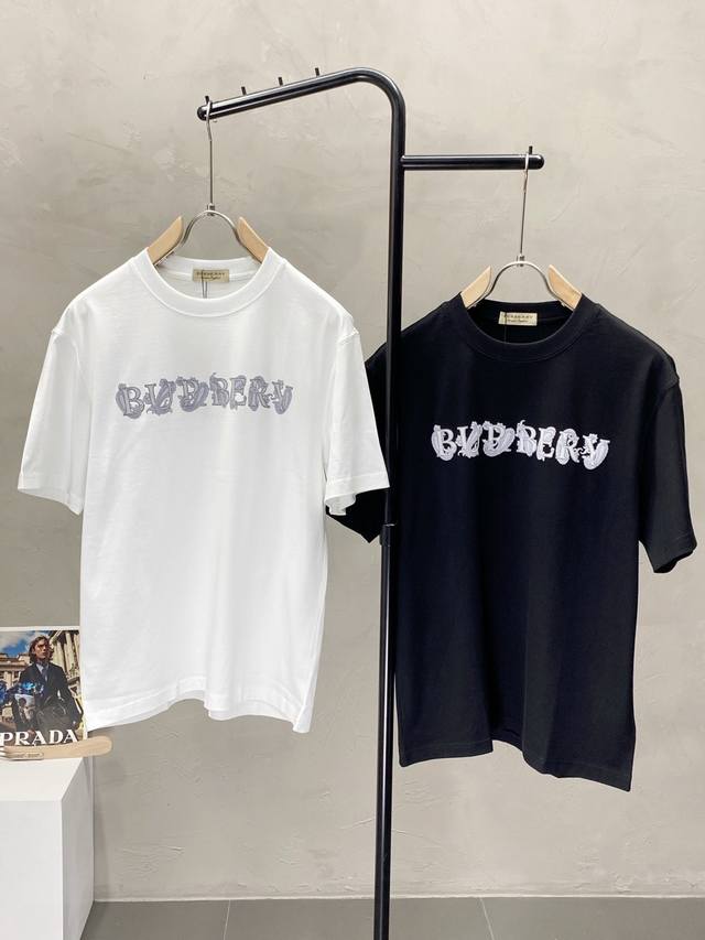 Burberry巴宝莉独家专供新款原单男士休闲短袖 高端 高版本 时尚百搭爆款进口面料 手感超柔软细腻 穿着亲肤舒适 高端精品 代工厂P精细做工 上身非常赞 男
