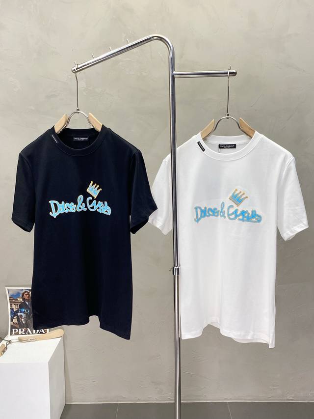 Dolce&Gabbana杜嘉班纳独家专供新款原单男士休闲短袖 高端定制 高端版本 时尚百搭爆款进口面料 手感超柔软细腻 穿着亲肤舒适 高端精品 代工厂P精细做