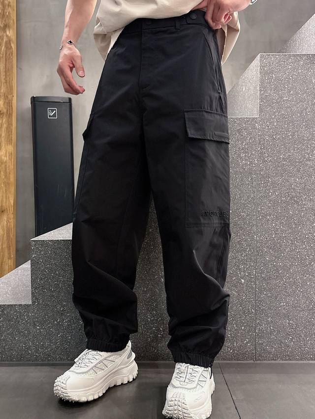 Mo 25春夏新款经典字母口袋长裤潮流百搭码数：M-Xxxl