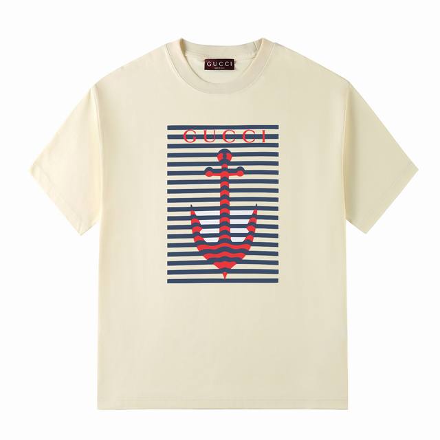 G家25夏日系列 Gucci船锚条纹图形Logo -采用双纱纯棉250G，短T，三标齐全，面料颜色定制定染，不缩水不退色。手感舒服，质感超强潮男潮女必备经典落肩