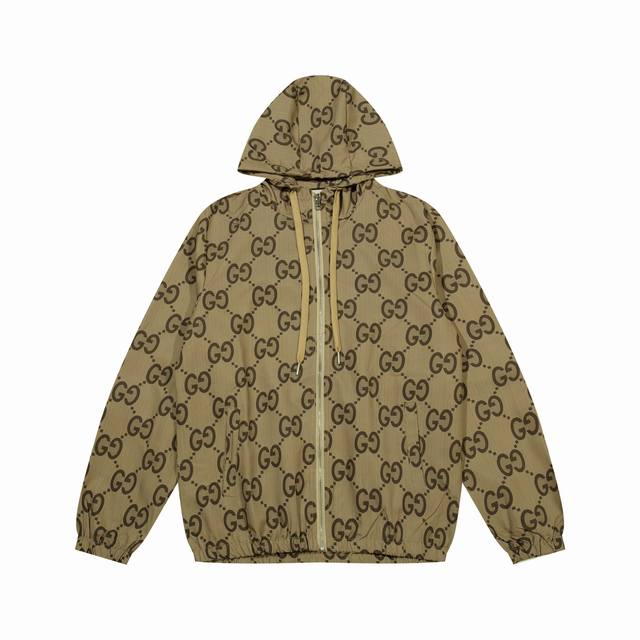 顶级版本 区别通货] 款式:Gucci古驰满印连帽拉链夹克外套 码数:Xs-L 全套辅料定制 颜色:图片色