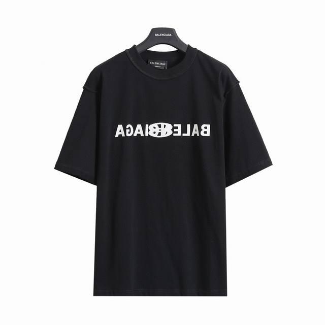 巴黎世家 Blcg 25Ss 反绣双环双面穿短袖T恤 轻奢主义 男女日常通勤穿搭必备单品 正确版本 随意对比 详细特征 280克 % 纯棉双纱汗布面料 同缸定染