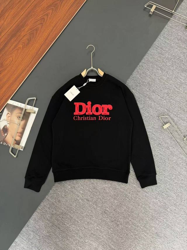 Dior *迪奥*Cd* 重工定制立体胶印工艺Logo设计 秋冬最新款圆领时尚长袖卫衣 400克纯棉面料！贴肤舒适，耐看又好穿 原厂工艺一丝不苟，休闲百搭必备款