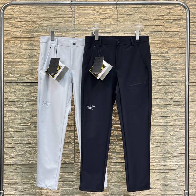 供 Arc‘Teryx 始祖鸟25Ss秋季新款刺绣户外防水休闲长裤！ 用最低价格P体验最高的品质.代购价格P4 +目前柜里在售款 此款休闲裤质量非常好、版型超正