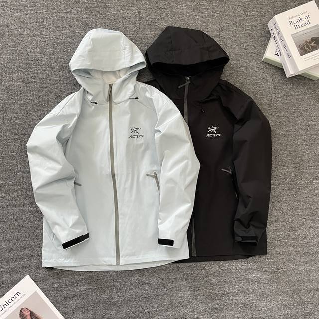 Arc'teryx 始祖鸟 Beta Lt 户外登山防风防水机能冲锋衣拉链夹克外套 -防风，透气，轻量，耐磨，防水裁切:修身剪裁。立体整形，更合身舒适，轻量的适