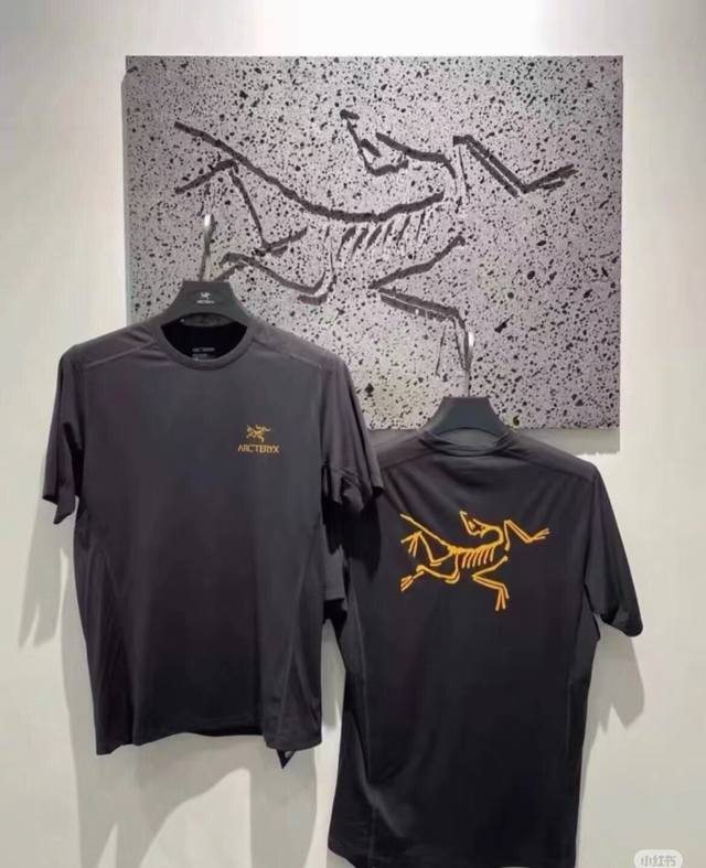 夏日必备神器始祖鸟Motus速干短袖我的户外小秘密 夏日炎炎，对于我这个户外小达人来说，选对一件 短袖可是个大挑战