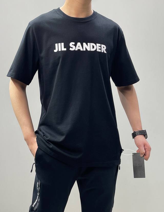 Jil Sander联名Arc'teryx始祖鸟重磅高街纯棉反光短袖 情侣款 抖音 小红书 爆款 简单耐看的设计 Is 剪裁宽松风格 男女同款 情侣款 Over