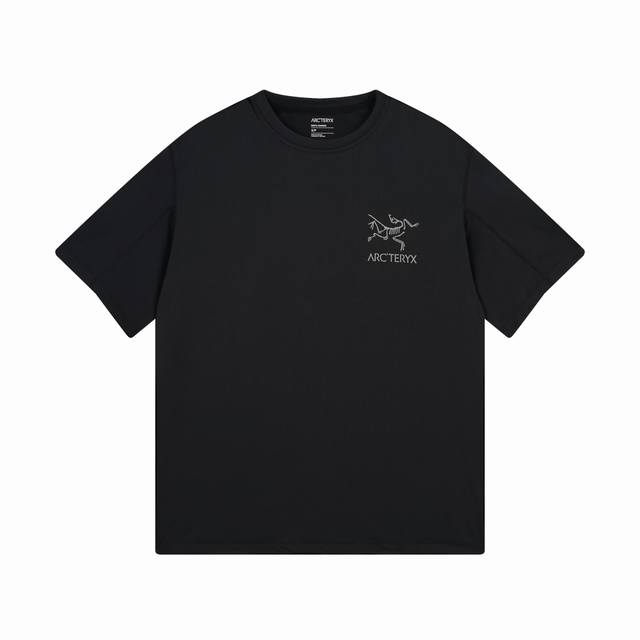 Arcteryx始祖鸟 System_A系列 Drop30 Asos Solarium 银粉浆印花Logo反光短袖 面料：240克双纱高密度纯棉面料 - 工艺: