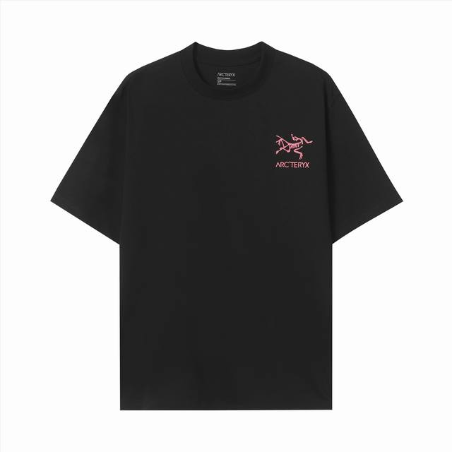 Arc Teryx 始祖鸟 2025W短袖T恤 小鸟字母Logo印花 高端32S双纱2 克面料 -面料：240克双纱高密度纯棉面料 - 工艺: 整件衣服采用精密