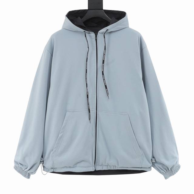 Balenciaga X Under Armour 巴黎世家 安德玛 Blcg × Ua 25Ss 跨界联名雾霾蓝正反穿冲锋衣夹克 轻奢主义 男女日常通勤穿搭必