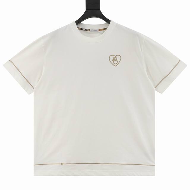 Burberry巴宝Bbr情人节限定 爱心字母短袖T恤 原版3300购入，面料采用Bbr专用260G用15S精棉平纹面料。水洗后手感细腻柔软。进口机刺绣立体工艺