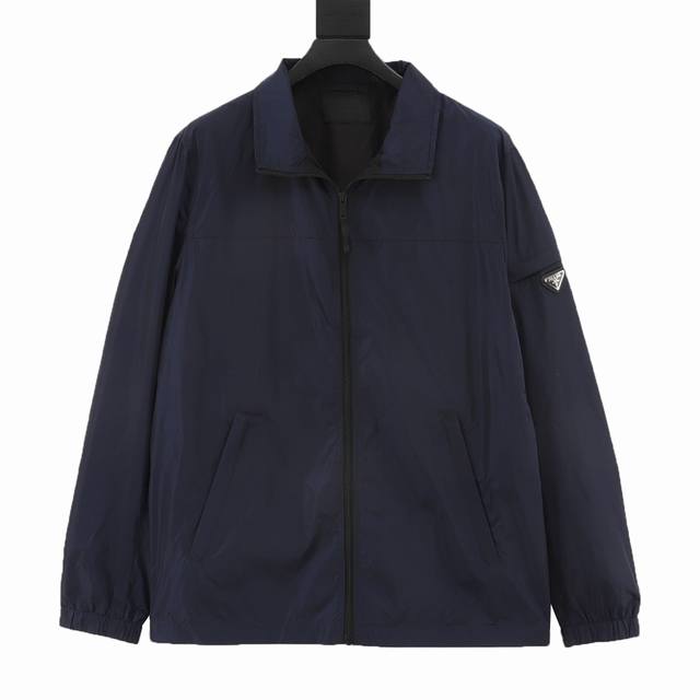 Prada 普拉达 早秋外套 #防风防雨透气 #时尚单品 #防风防水 #秋冬男生穿搭 #时尚与实用 #硬壳冲锋衣 #心动户外只买热爱 秋冬新款再生尼龙男士立领夹