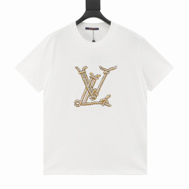 Louis Vuitton 路易威登 25Ss 麻绳绳结刺绣Logo短袖 32支双纱280克高克重纯棉面料，同缸定织定染原版同色螺纹，进口机器万针饱满刺绣工艺，