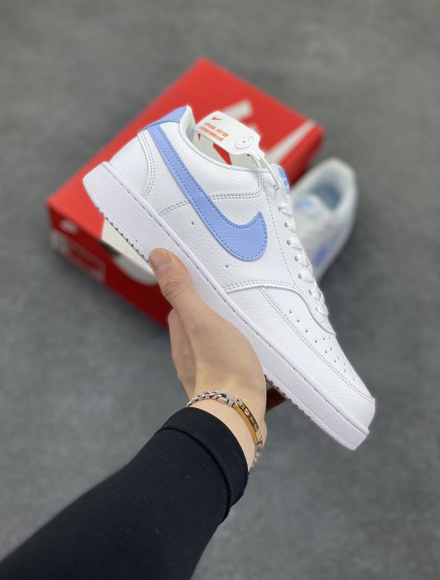 超级福利 核心特价 长期补货 Nike Court Borough 低帮百搭透气休闲运动板鞋男女鞋 经典耐用的设计，兼顾舒适脚感和出众风范，演绎匠心之作。结构性