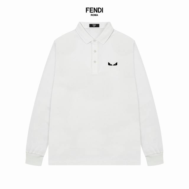 Fendi 芬迪25 新品发售男士高端珠地棉商务休闲长袖翻领Polo衫，将轻熟优雅干练的路线发挥到极致，亦庄亦谐，胸前标志性Logo属于灵魂式的点缀和延续，精致