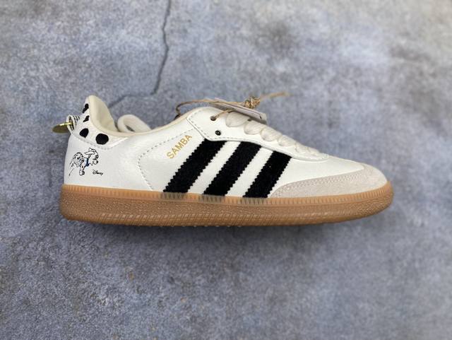 公司级Adidas Originals Samba Og 桑巴舞系列 阿迪达斯 三叶草 绅士德训足球风百搭低帮休闲运动板鞋 货号:Kj5990 尺码:36 36