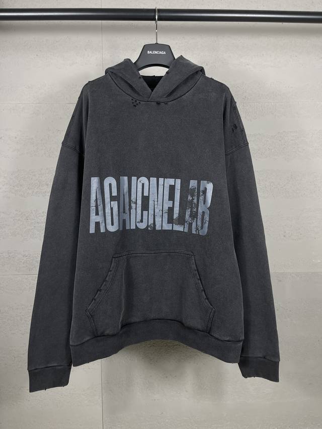 实拍图 顶级版本.官网品质 Balenci*Ga 巴黎.Ss24最新款，巴黎反字母艺术破坏裂纹印花连帽卫衣.砖柜同步.第一时间正品研制，欢印对比！面料采用巴黎Z