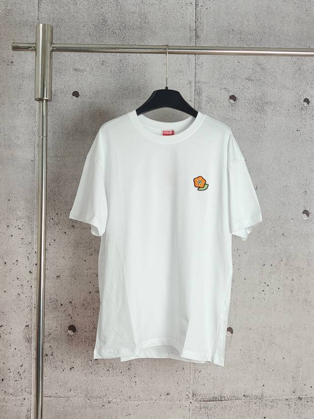 Kenzo海棠花刺绣圆领短袖T恤 高端品质 三标齐全，舒适透气，经典简约，精致时尚，男女同款，细节呈现高端品质 颜色:黑色 白色 码数:M-Xxl
