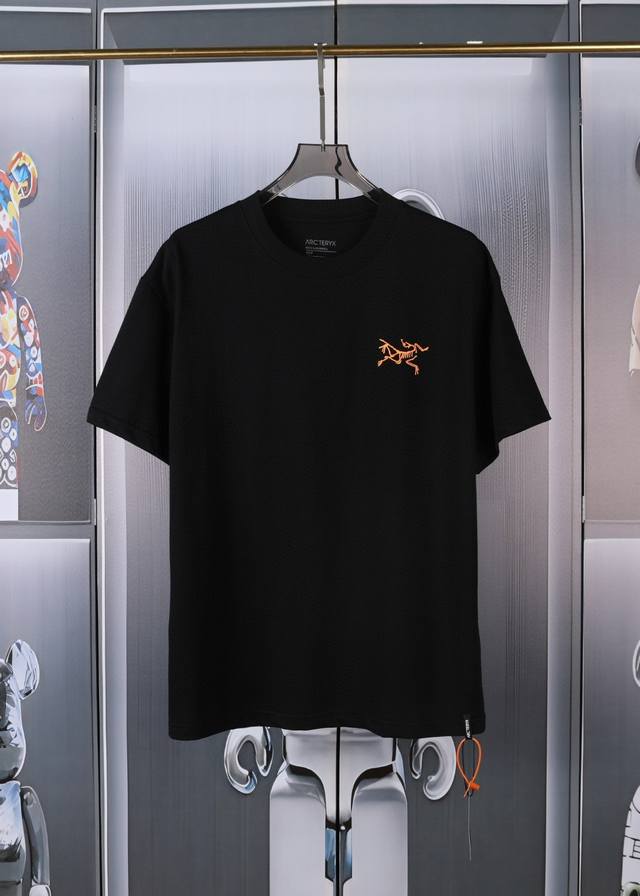 特价 不退不换 Arc’Teryx始祖鸟Arc印花短袖T恤 颜色: 黑色 白色 灰色 Size: S M L Xl 黑色:S19.M2 灰色:S13 Xl5 白