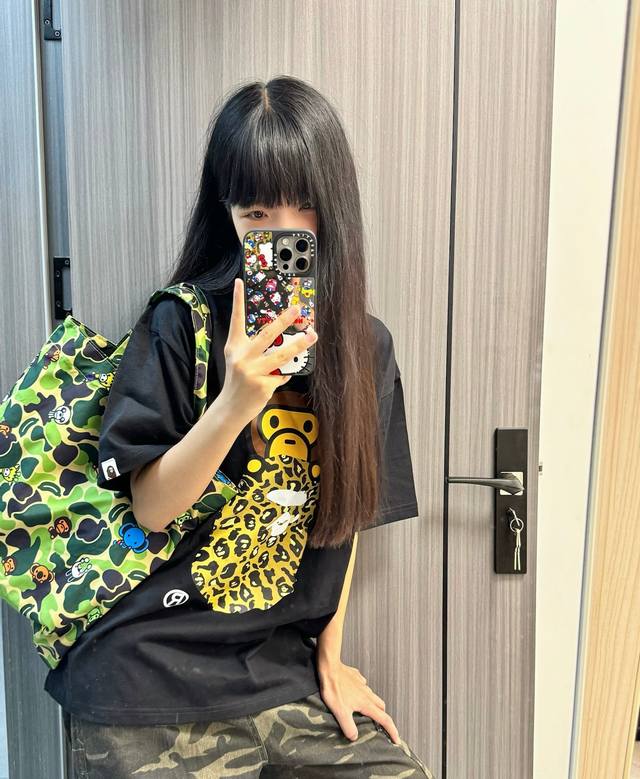 001035款A Bathing Ape 豹纹猿人卡通图案印花短袖T恤，男女同款，码数Smlxlxxl，黑黄，白黄，黑紫，白紫